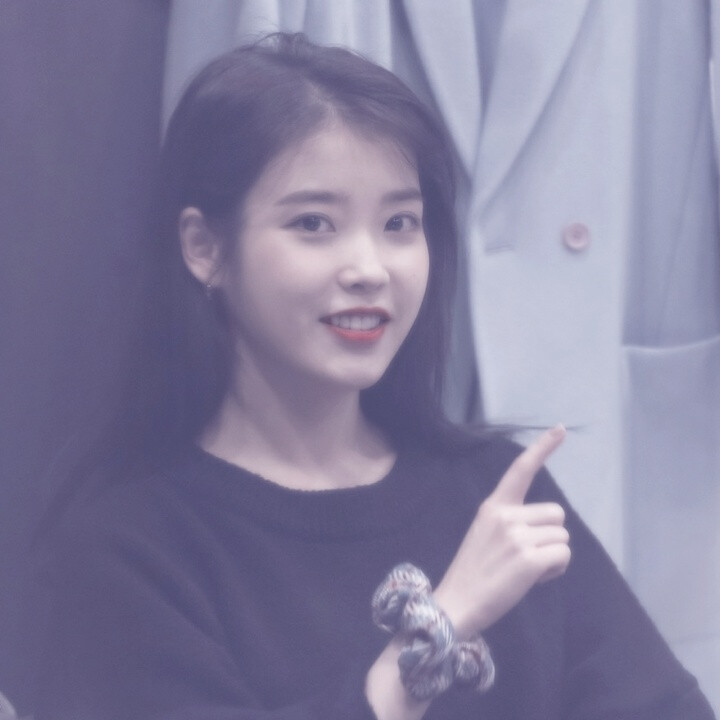 IU 头像