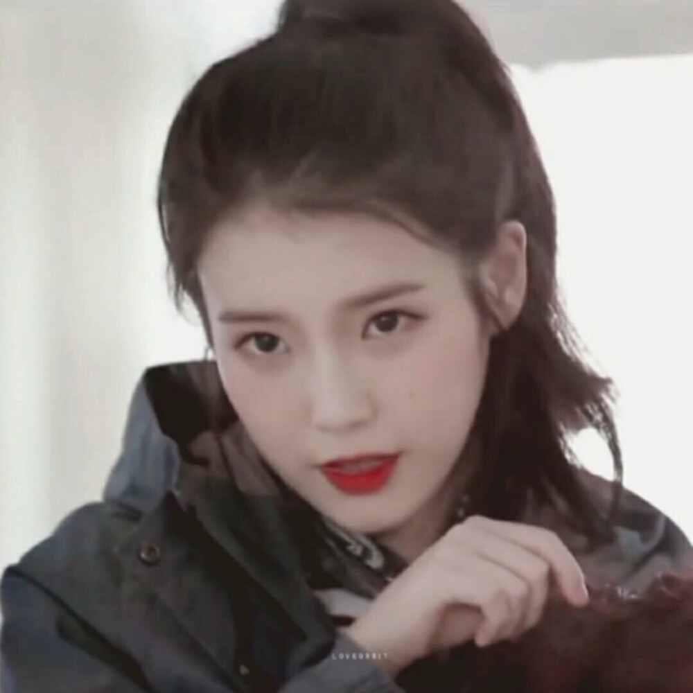 IU 头像