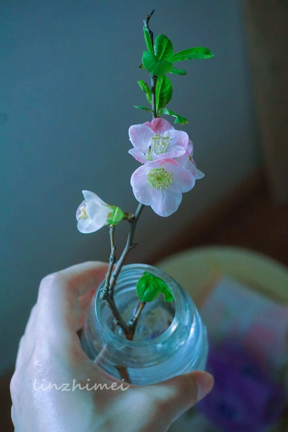 半昏半醒日复日，花开花落年复年。