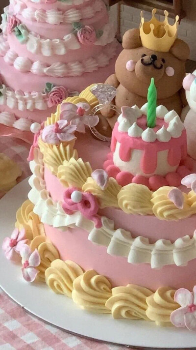  今日份美食壁纸～
今天去吃甜品了 但是我还是最喜欢吃你给我煮的独家甜品 闭门羹