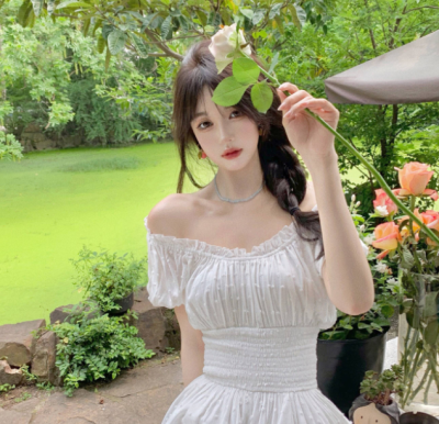 自截女头像喜欢收藏点赞哦。谢谢。