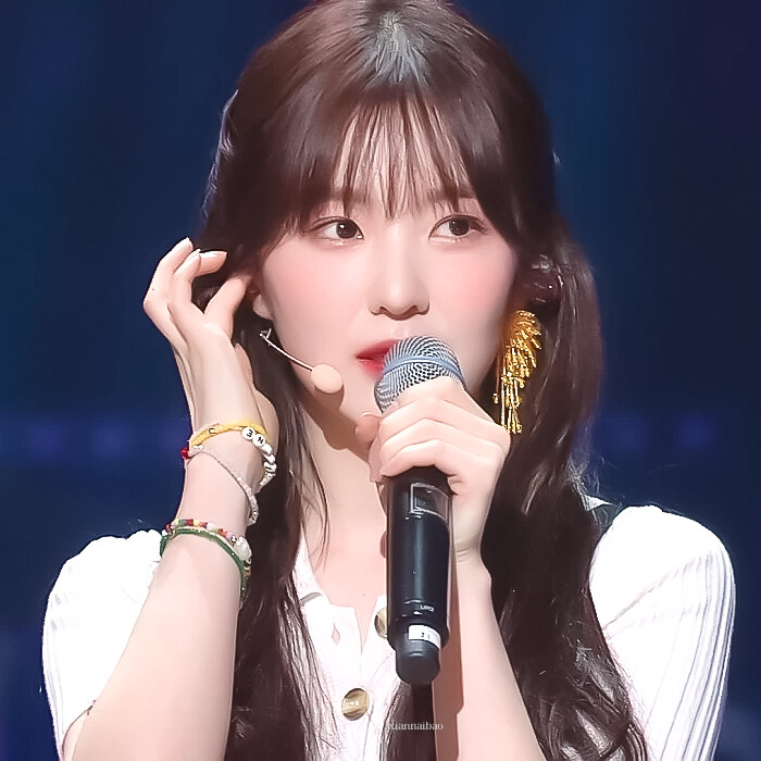 裴珠泫
原截甜丞汽水