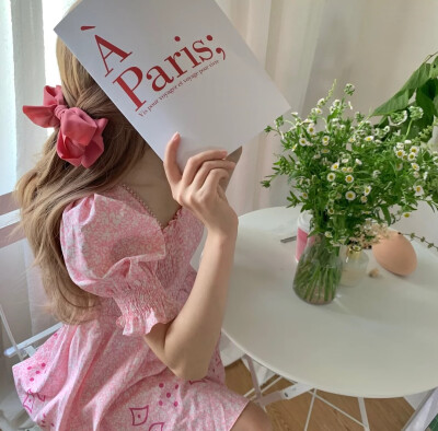 风说了许多，把夏天灌的盈满