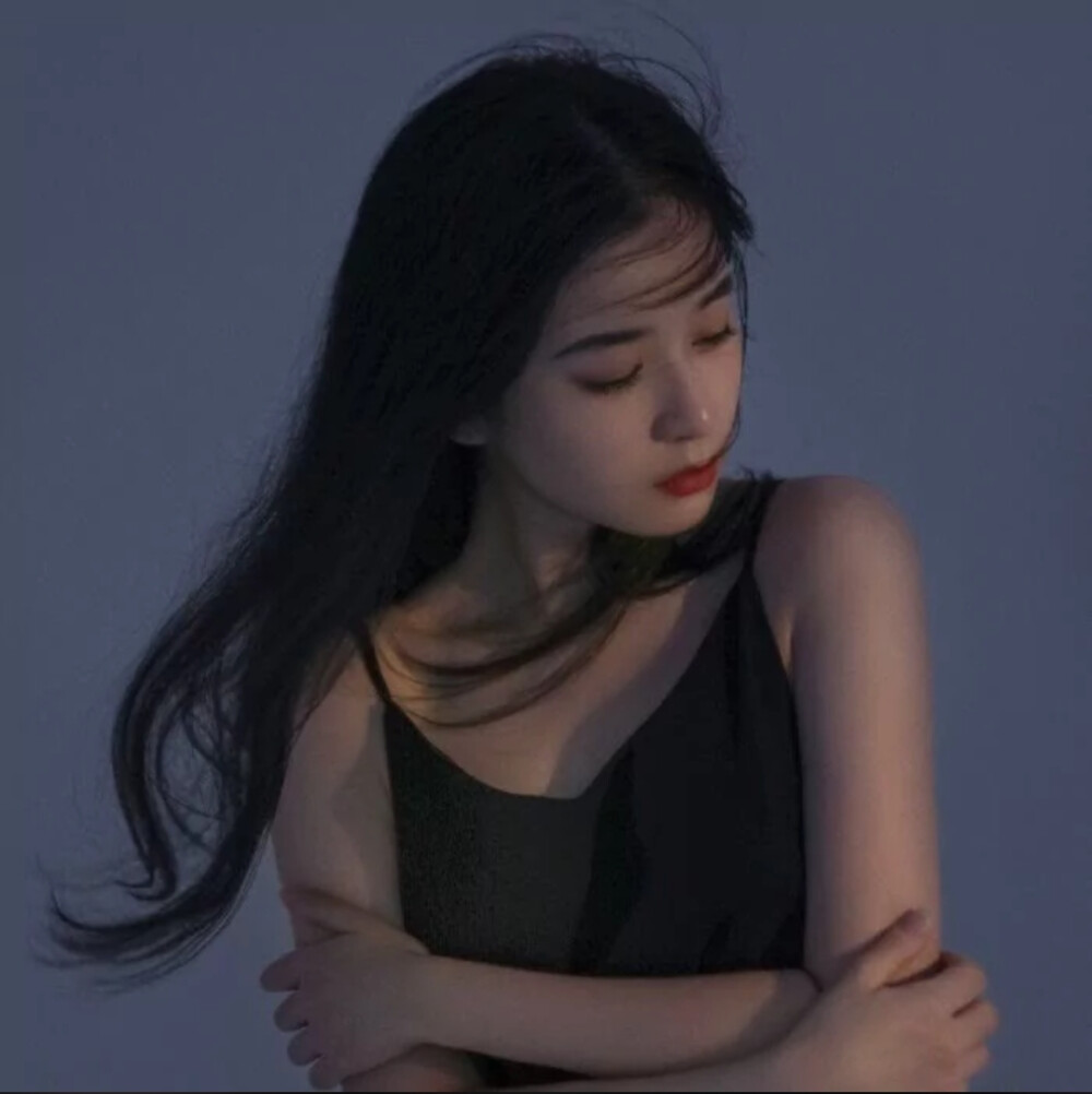 还是不行的话 我可能没有再说一次喜欢你的勇气了＃女头
