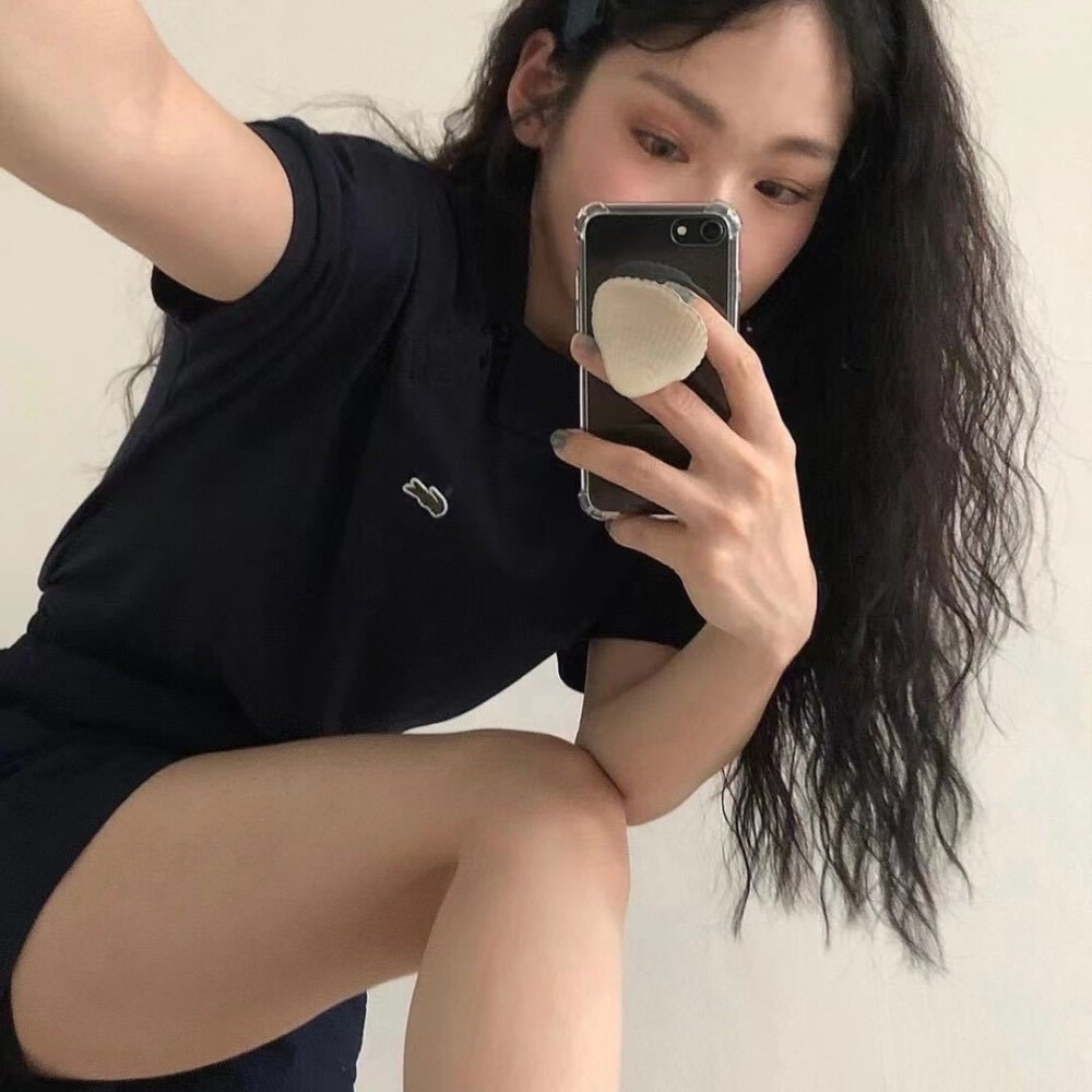 女生头像 图源网络侵删