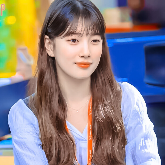 “秀智尼～”
裴秀智/苏粟粟