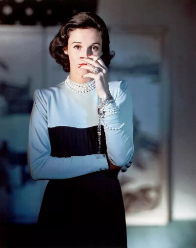 芭芭拉·“贝比”·库欣·佩利（Barbara “Babe” Cushing Paley）
