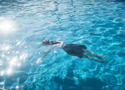 摄影师推特：@Shiori1012