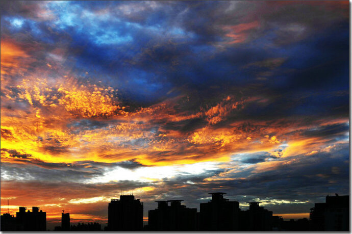 治愈系风景天空。