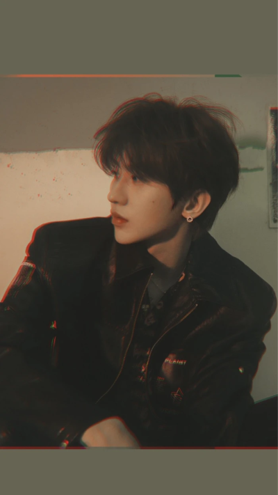 绝美蔡徐坤照片