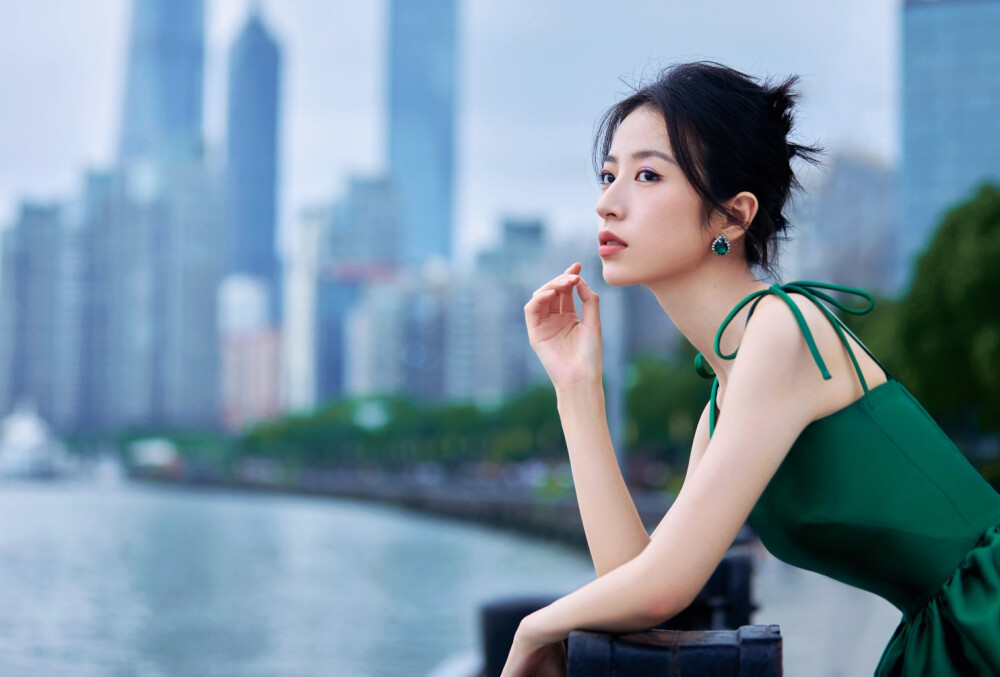 周雨彤 - 堆糖,美图壁纸兴趣社区