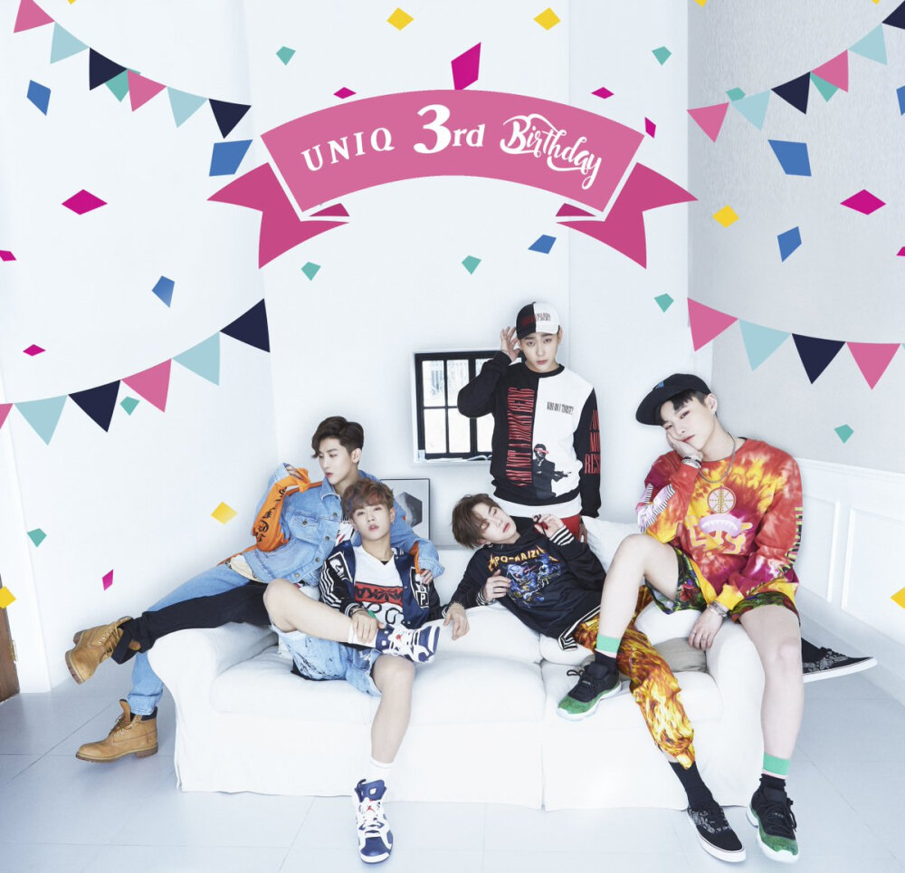 UNIQ