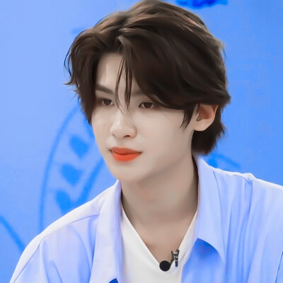 黄明昊