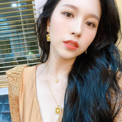 名井南 Mina TWICE