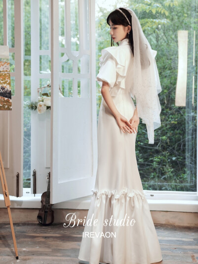 伊恩【白月芍】缎面轻婚纱202021新款小礼服裙赫本订婚平时可穿女