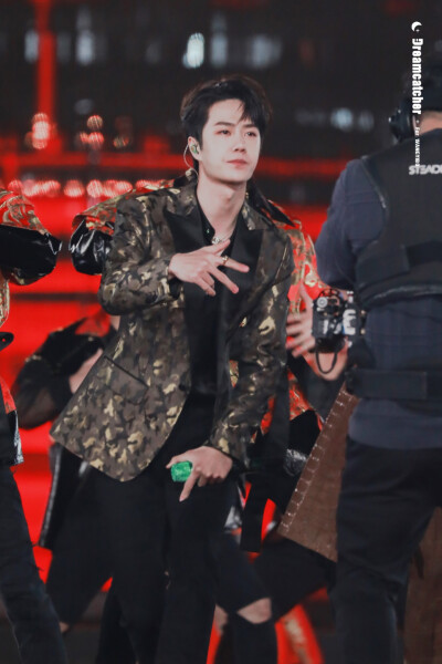 ✨龙的传人✨ cr:logo