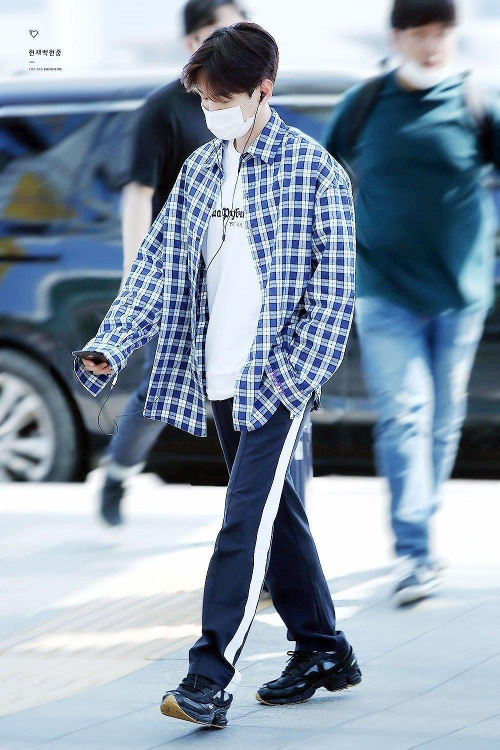 边伯贤exobaekhyun私服赞评论更多所有评论你也来说些什么吧