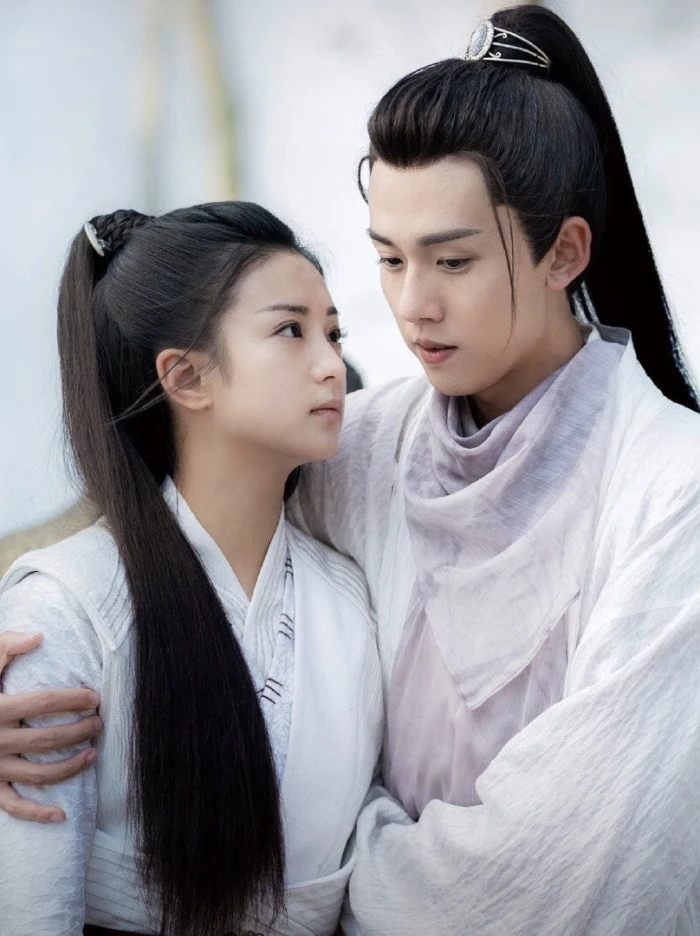 《少年游之一寸相思》:苏云落×左卿辞