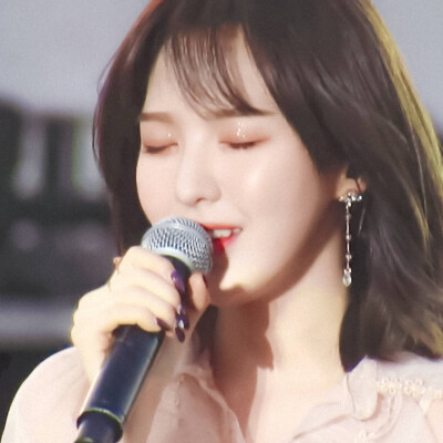 cr.moonight
Wendy站图可二改