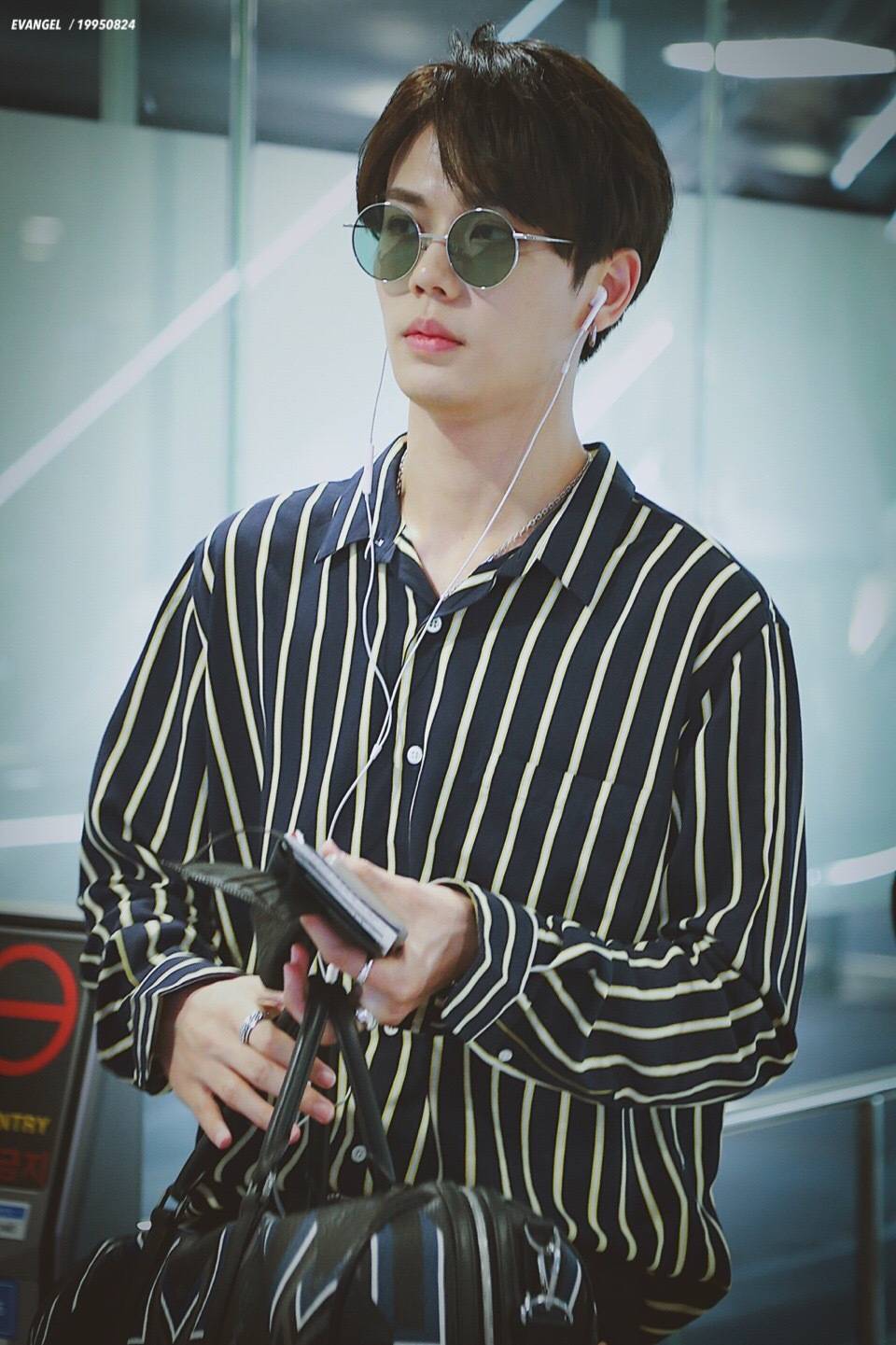 nine percent #林彦俊.韩国机场生图