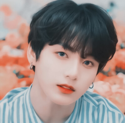 “花会枯萎 爱永不凋零”
Jungkook／田柾国
©闵雨汐