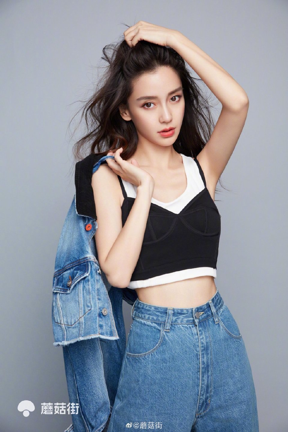 【侵权删】这里是Angelababy（杨颖）的美图啦~可甜可盐可飒你值得拥有哦！
我在豆蔻年华遇见你，想要陪你好多好多年。（图源很广，带水印，只是个人集baby美图）