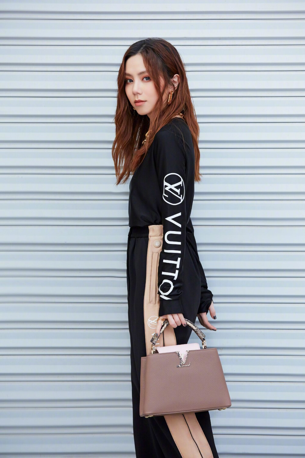 邓紫棋|lv路易威登 capucines 手袋