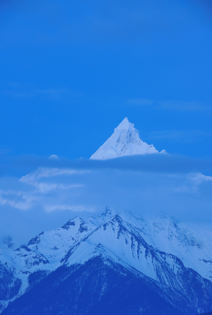 梅里雪山