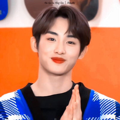 全团都爱的昀昀@董思成
cr.许辄