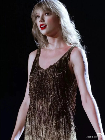 关于霉霉的图片