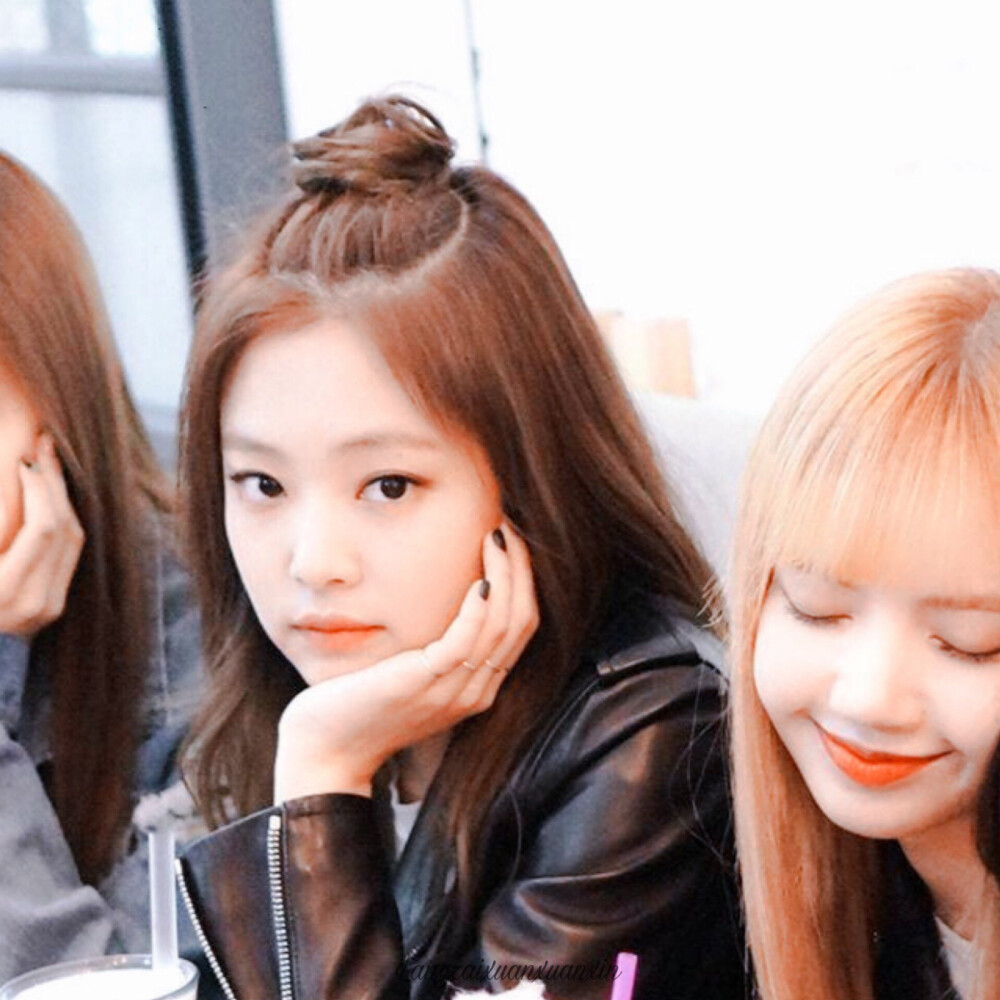 ·BLACKPINK IN YOUR AREA·