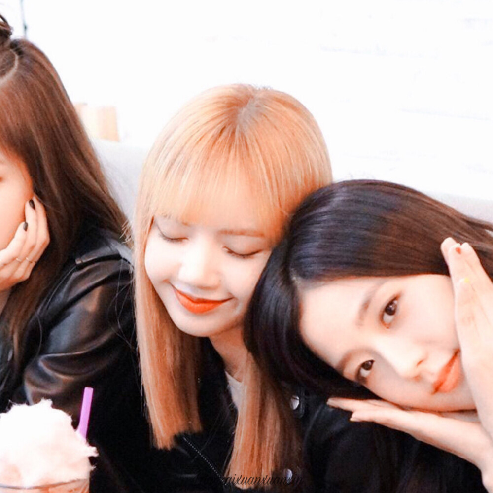 ·BLACKPINK IN YOUR AREA·