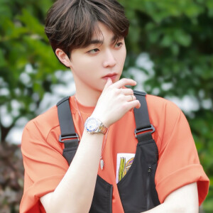 陈立农 图源见水印 - 高清图片,堆糖,美图壁纸兴趣社区