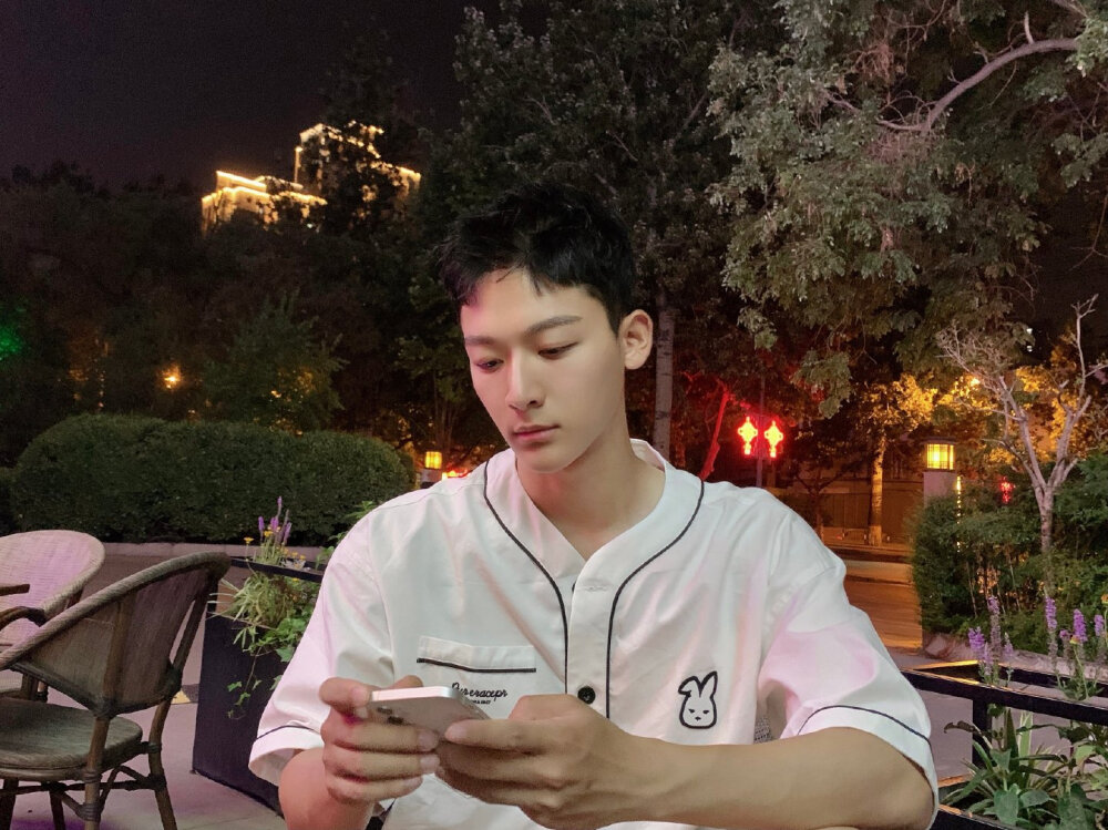 张晚意 - 高清图片，堆糖，美图壁纸兴趣社区