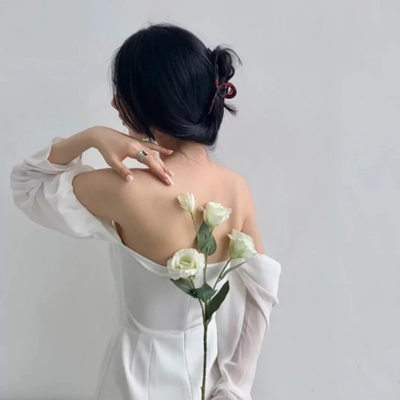 夜色温柔，而你更甚