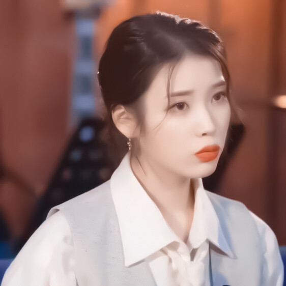 ◦IU
截.沈喃月