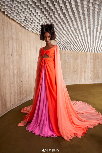 Giambattista Valli 2019