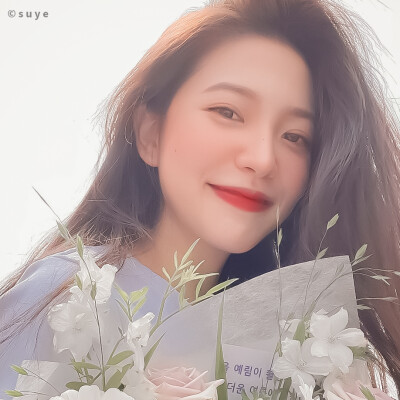 
金艺琳// yeri is my girl .
