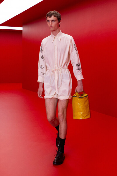 Spring 2022 Menswear
—— Prada