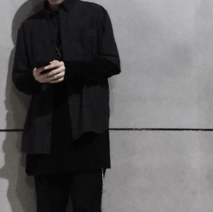 半身男头黑白灰男模优雅