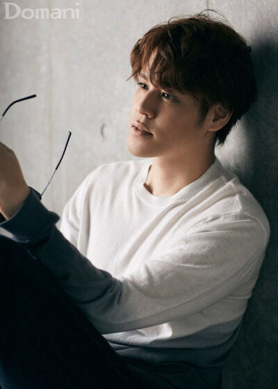 宫野真守 mamo
杂志另外几套图 依旧不全