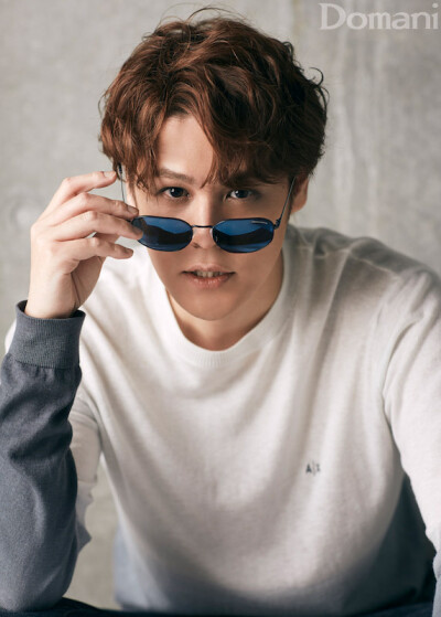 宫野真守 mamo
杂志另外几套图 依旧不全