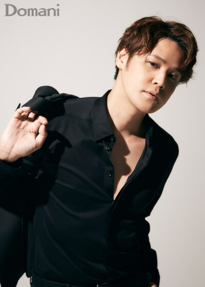 宫野真守 mamo
杂志另外几套图 依旧不全