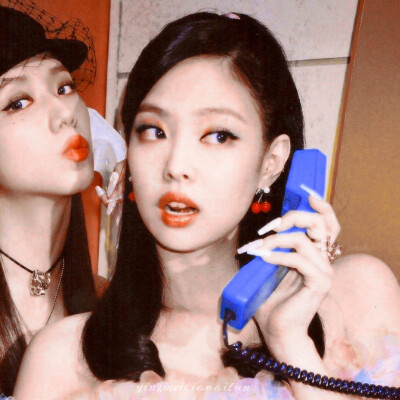 
JISOO x JENNIE
ringringring接受爱的来电
