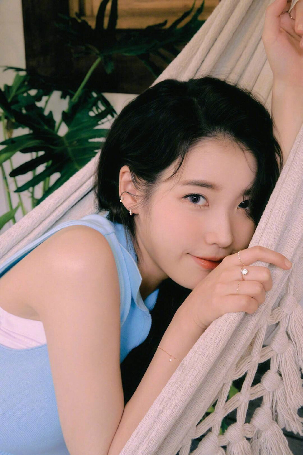 2021夏季画报 iu超美 清纯少女感十足！(IU X jestina)