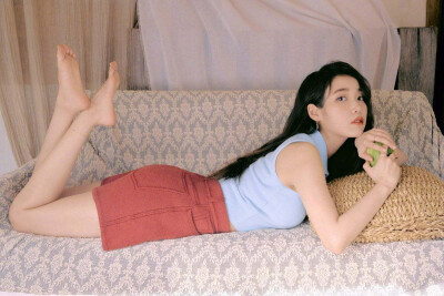 2021夏季画报 iu超美 清纯少女感十足！(IU X jestina)