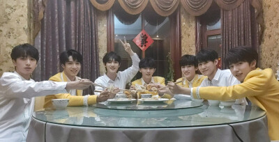 时代少年团
图片来源于wb