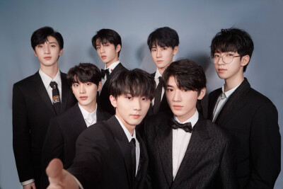 时代少年团
图片来源于wb