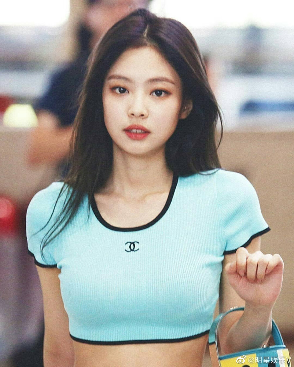 金智妮JENNIE