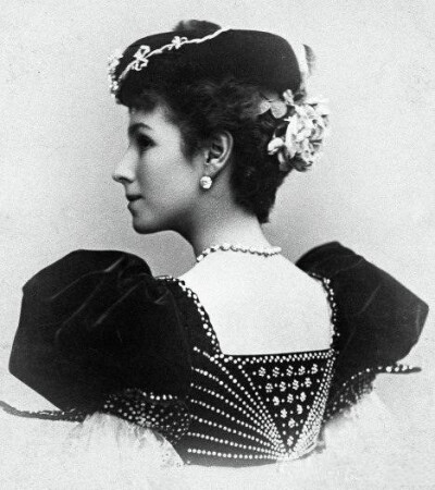 俄罗斯芭蕾女演员Mathilde Kschessinska，1897年 